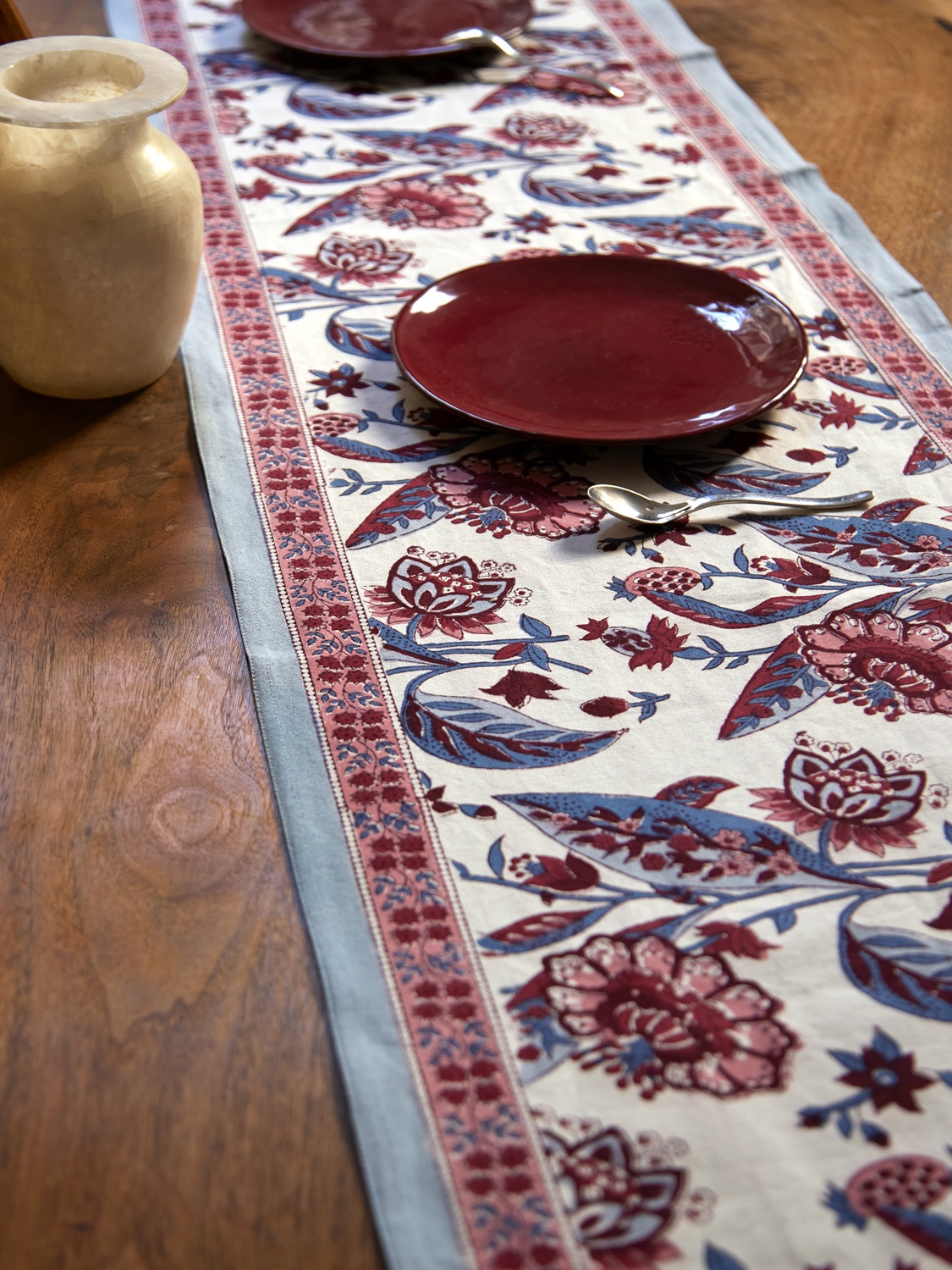 Table runners • Simrane